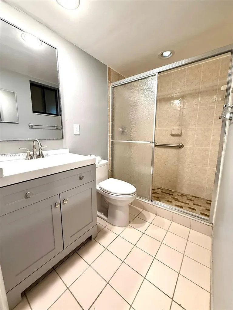 5220 Las Verdes Circle Delray Beach FL 33484
