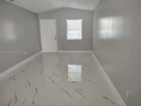 2250 W 74th Place Hialeah FL 33016