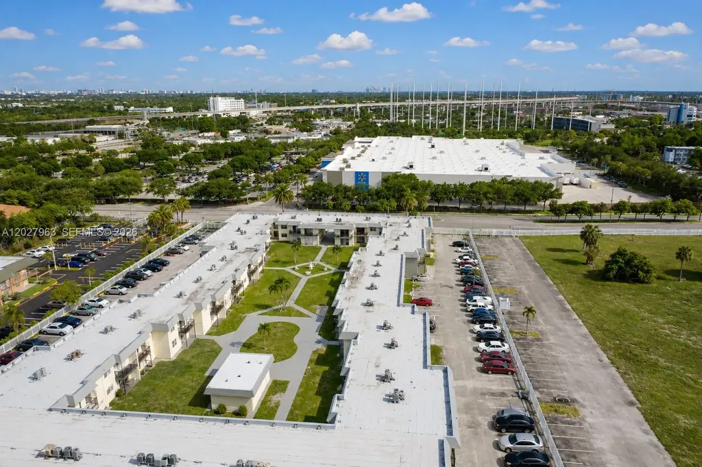 6646 NW 25th Terrace Boca Raton FL 33496