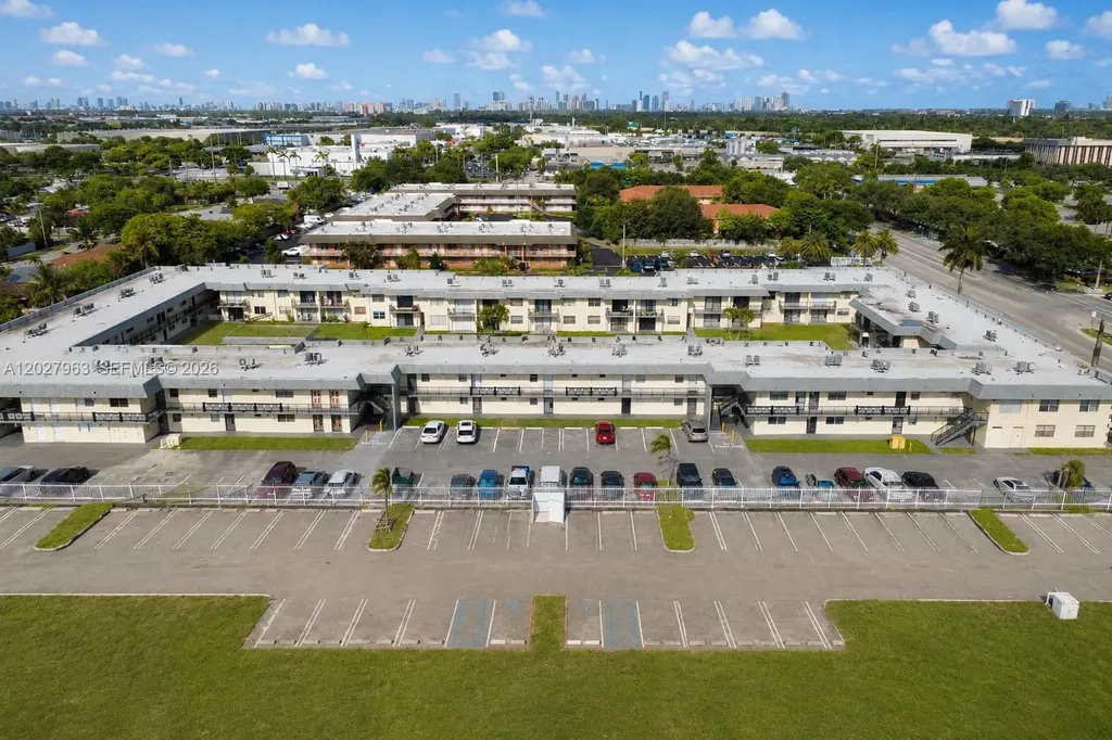 6646 NW 25th Terrace Boca Raton FL 33496