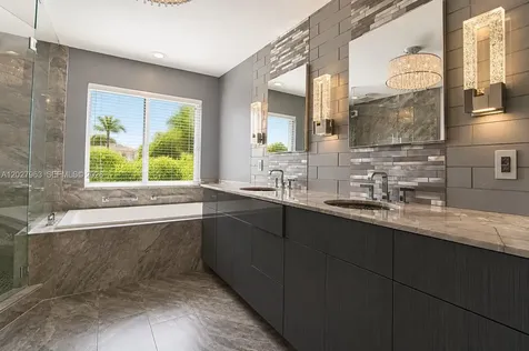 6646 NW 25th Terrace Boca Raton FL 33496