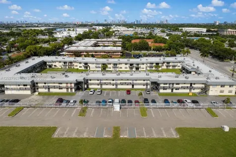 6646 NW 25th Terrace Boca Raton FL 33496