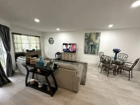 12650 SW 6th Street Pembroke Pines FL 33027