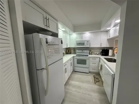 12650 SW 6th Street Pembroke Pines FL 33027