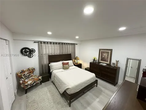 12650 SW 6th Street Pembroke Pines FL 33027