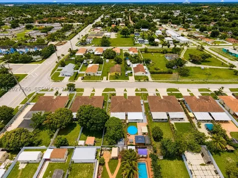 10624 SW 181st Street Miami FL 33157