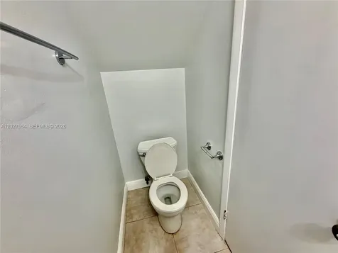 4403 SW 70th Terrace Davie FL 33314