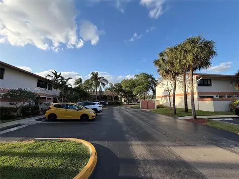 4403 SW 70th Terrace Davie FL 33314