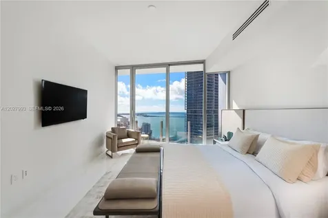 300 Biscayne Boulevard Way Miami FL 33131