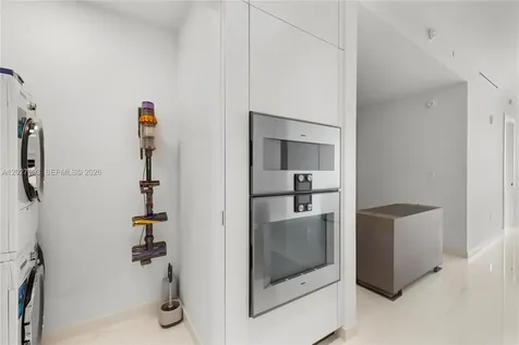 300 Biscayne Boulevard Way Miami FL 33131
