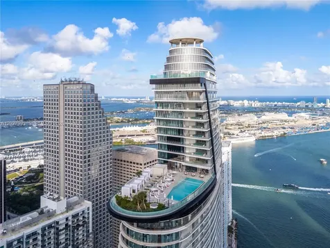 300 Biscayne Boulevard Way Miami FL 33131