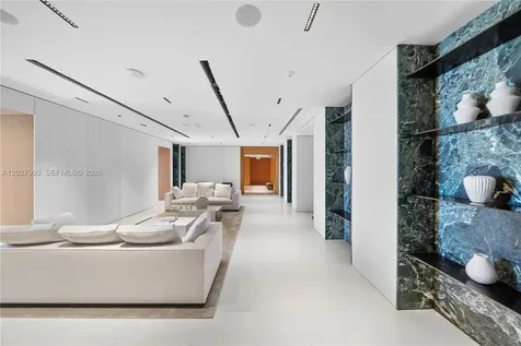 300 Biscayne Boulevard Way Miami FL 33131