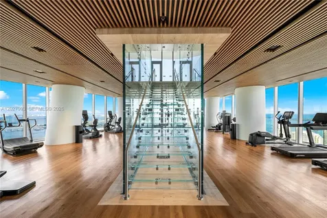 300 Biscayne Boulevard Way Miami FL 33131