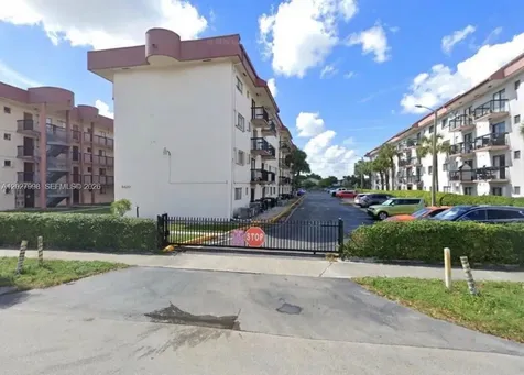 5420 W 21st Court Hialeah FL 33016