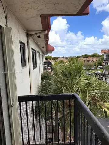 5420 W 21st Court Hialeah FL 33016