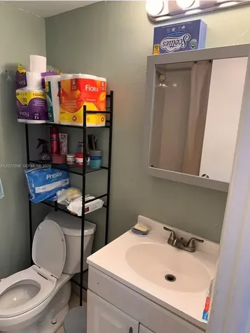 5420 W 21st Court Hialeah FL 33016