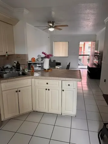 5420 W 21st Court Hialeah FL 33016
