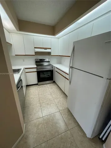 12800 SW 7th Court Pembroke Pines FL 33027
