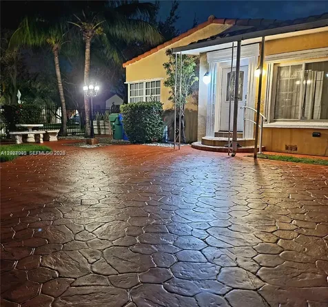 1662 SW 19th Avenue Miami FL 33145