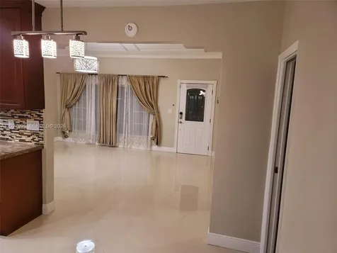 1662 SW 19th Avenue Miami FL 33145