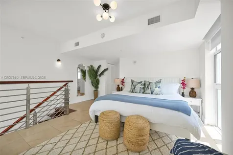 41 SE 5th Street Miami FL 33131