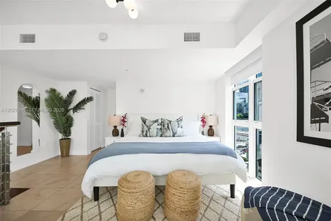 41 SE 5th Street Miami FL 33131