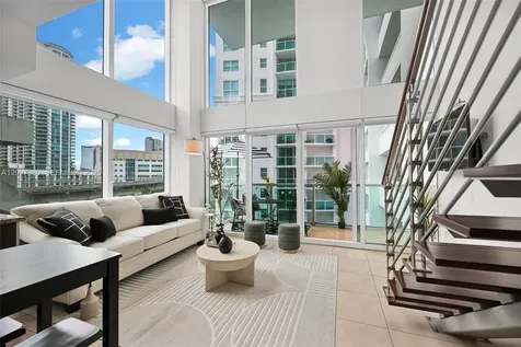 41 SE 5th Street Miami FL 33131