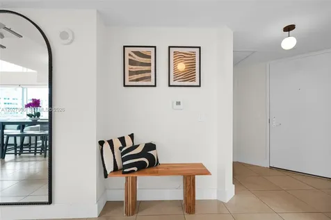 41 SE 5th Street Miami FL 33131