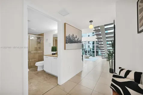 41 SE 5th Street Miami FL 33131