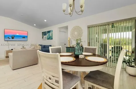 1136 Papaya Circle Davenport FL 33897