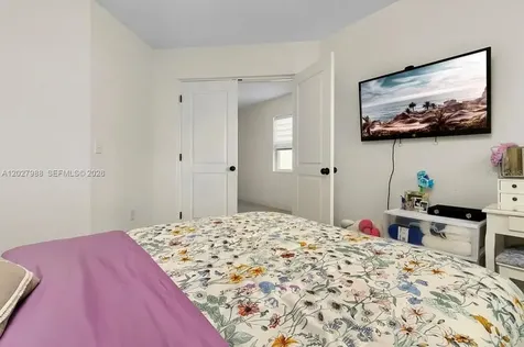 1136 1136 Papaya Circle Davenport FL 33897