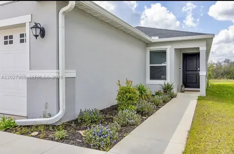 1136 Papaya Circle Davenport FL 33897