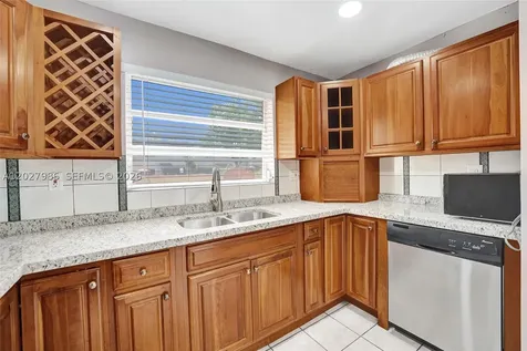 7175 Nova Drive Davie FL 33317