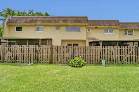 7175 Nova Drive Davie FL 33317