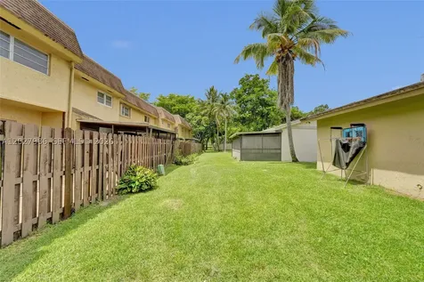 7175 Nova Drive Davie FL 33317