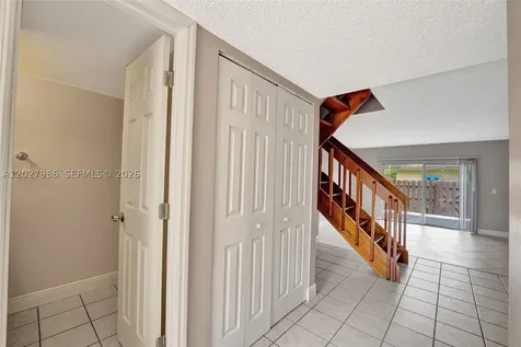 7175 Nova Drive Davie FL 33317