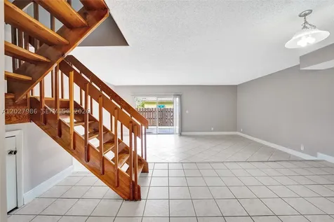 7175 Nova Drive Davie FL 33317