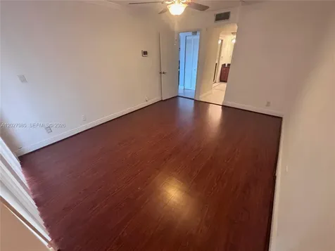 8050 W Mcnab Road Tamarac FL 33321