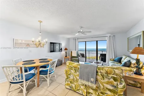 429 NE Tradewind Lane Hutchinson Island FL 34996