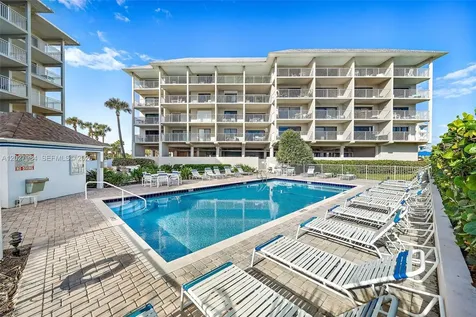 429 NE Tradewind Lane Hutchinson Island FL 34996