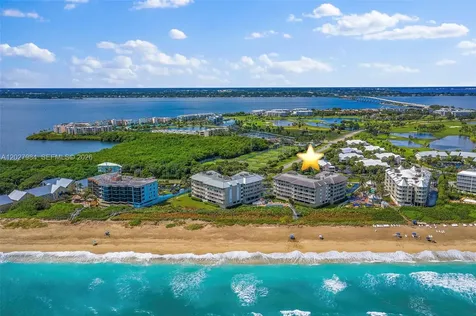 429 NE Tradewind Lane Hutchinson Island FL 34996