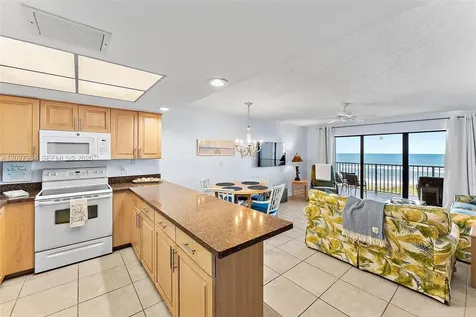 429 NE Tradewind Lane Hutchinson Island FL 34996