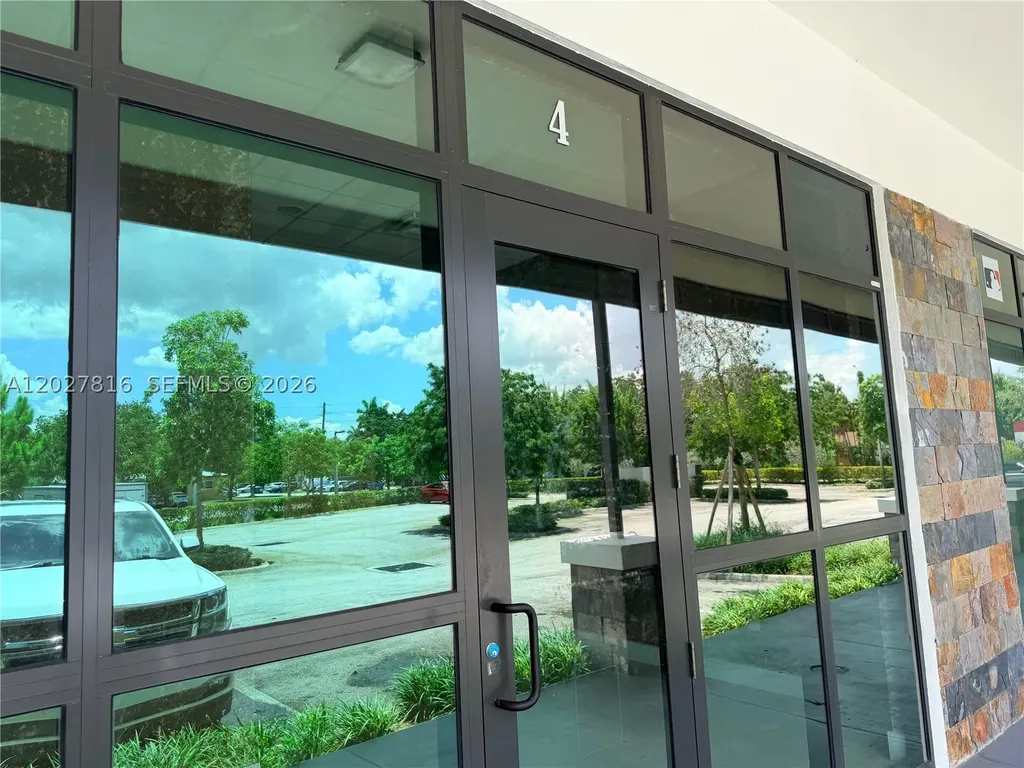 101 SW 27th Avenue Fort Lauderdale FL 33312