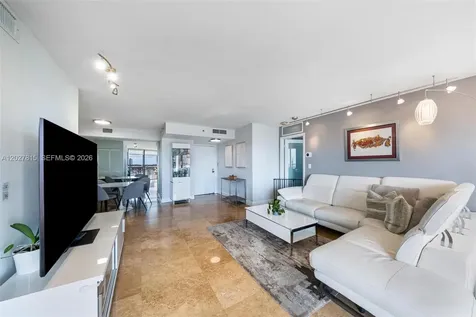 4000 Towerside Terrace Miami FL 33138