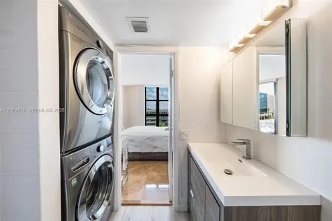 4000 Towerside Terrace Miami FL 33138