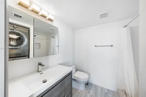 4000 Towerside Terrace Miami FL 33138