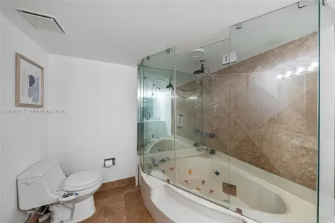 4000 Towerside Terrace Miami FL 33138
