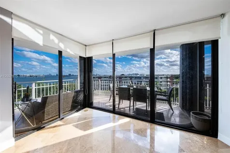 4000 Towerside Terrace Miami FL 33138