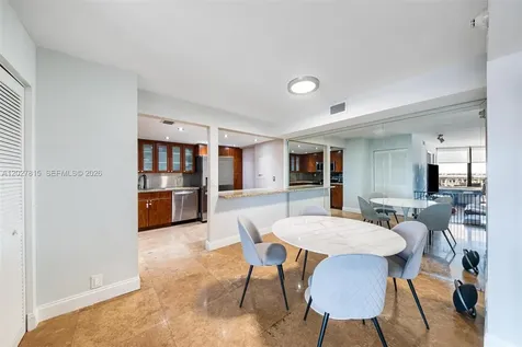 4000 Towerside Terrace Miami FL 33138