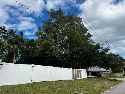 1023 SE 7th Street Stuart FL 34996